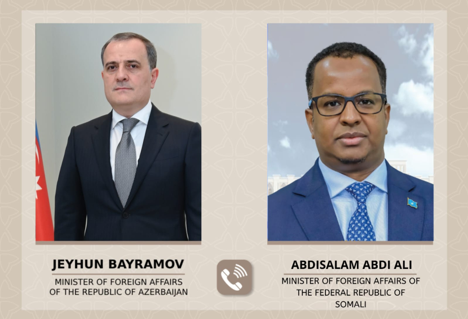 Les ministres des Affaires étrangères azerbaïdjanais et somalien s’entretiennent par téléphone