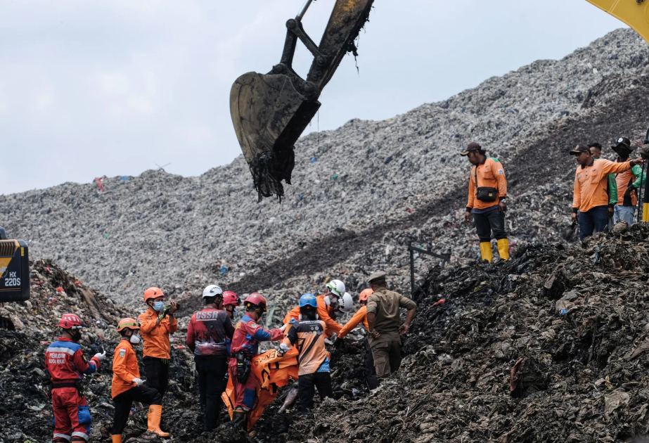 Indonesien: Mindestens fünf Menschen sterben durch Erdrutsch auf größter Müllkippe