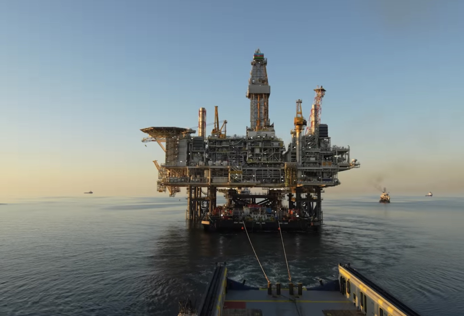 Azeri Light crude surpasses $103 per barrel VIDEO