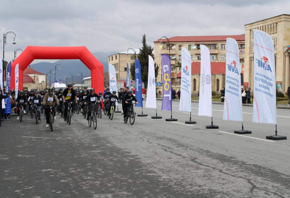Balakəndə keçirilən velosiped yarışı turnirində 200 məktəbli mübarizə aparıb