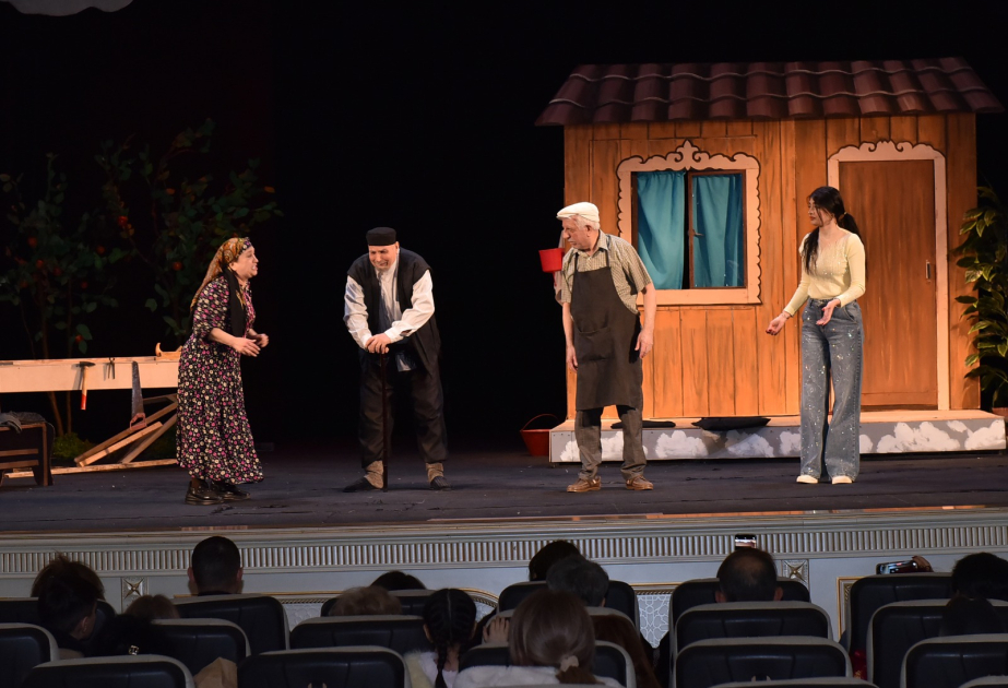 Sumqayıt Teatrında “Sonuncu qonaq” tamaşasının premyerası olub