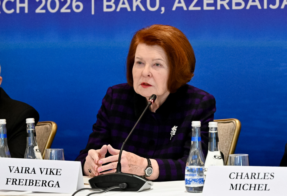 Vaira Vīķe-Freiberga: “Debe felicitarse a Azerbaiyán por haber puesto fin al prolongado conflicto con Armenia”