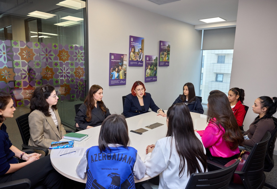 ®  Participants of “White Suits Girls Best” initiative visit Azercell