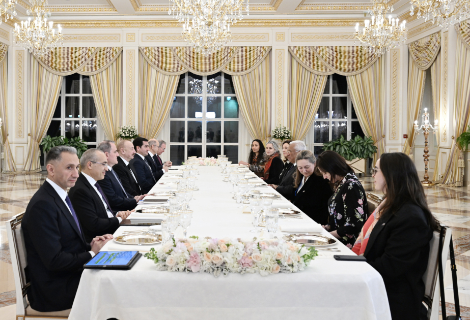President Ilham Aliyev held expanded meeting with President of European Council during official luncheon VIDEO