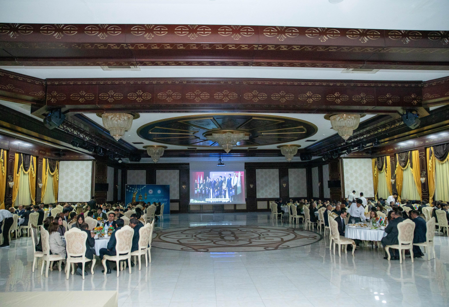 Naxçıvanda iftar süfrəsi açılıb