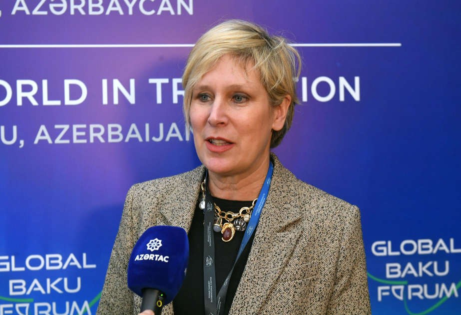 Exvicepresidenta del Parlamento Europeo: “El XIII Foro Global de Bakú es una iniciativa muy pragmática de Azerbaiyán”