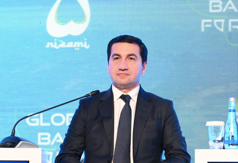 Hikmet Hajiyev: “Azerbaiyán ha presentado un modelo propio en materia de paz y seguridad”