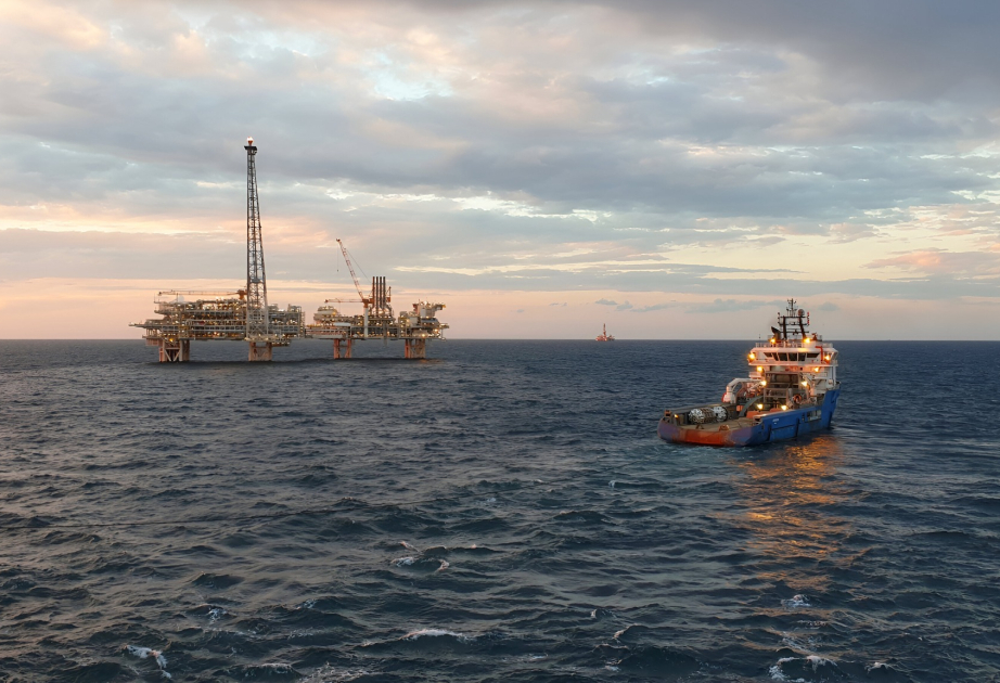 Azeri Light crude exceeds $105 per barrel