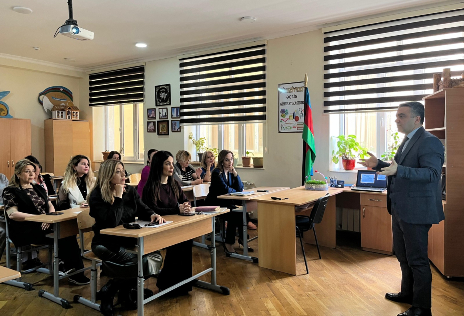 Pedaqoji Universitet “Rəqəmsal asılılıq və XXI əsr şagirdi” layihəsinin icrasına başlayıb