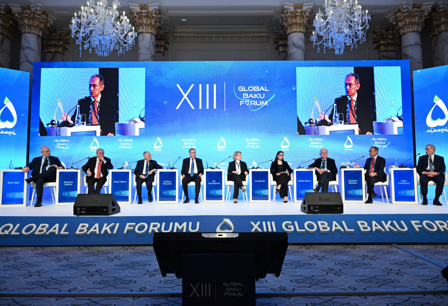 Global Baku Forum features “Middle Corridor and Eurasian Connection Gateway " panel discussion