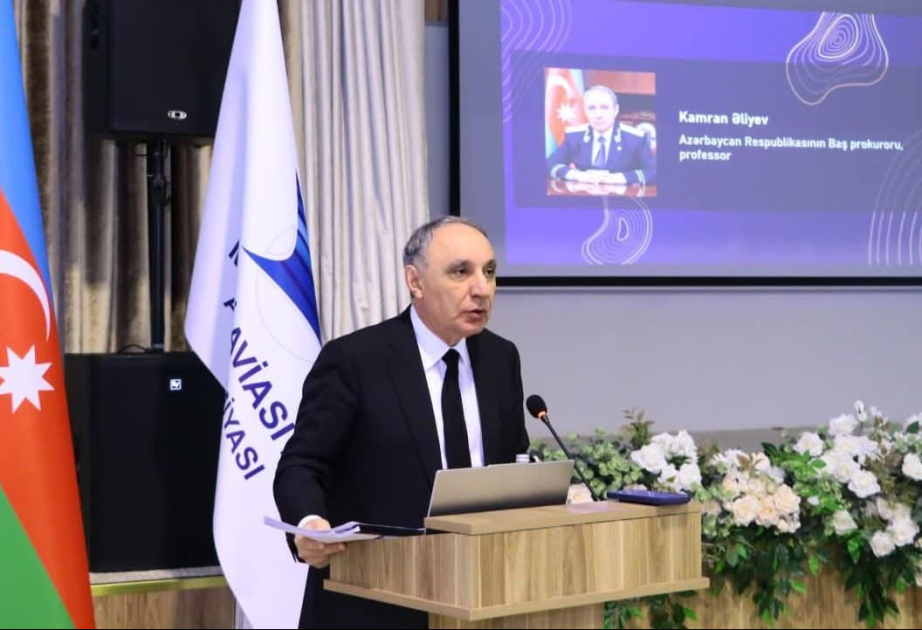 Baş prokuror tələbələrə rəqəmsallaşma şəraitində sübut anlayışının transformasiyasından danışıb