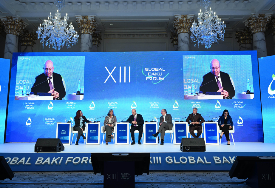 Forum global de Bakou : « La coopération mondiale en matière de logement : les perspectives pour le WUF13 »