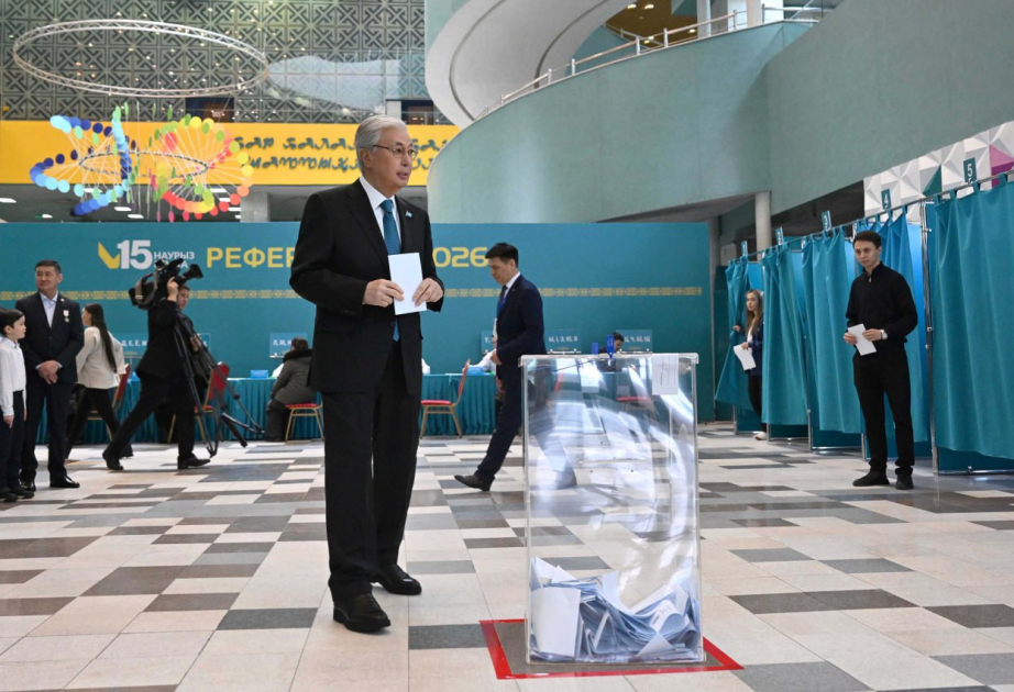 Qazaxıstan Prezidenti referendumda səs verib