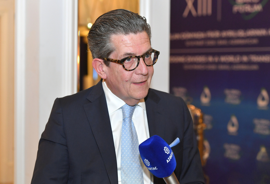 Yeran Lovetti: Qlobal problemlərin müzakirəsi Azərbaycana yalnız nüfuz qazandırır