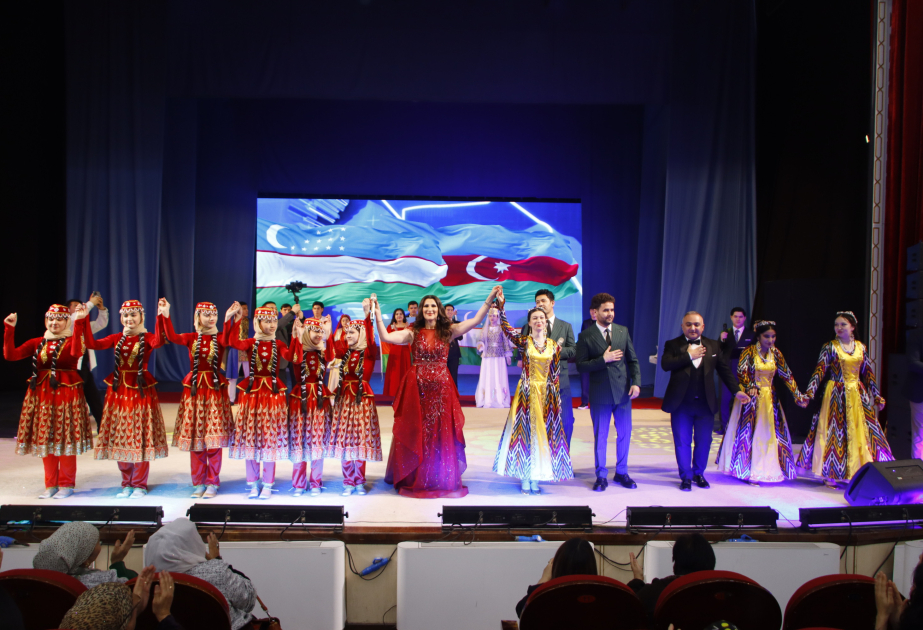 Концерт, посвященный празднику Новруз в городе Гулистан ВИДЕО