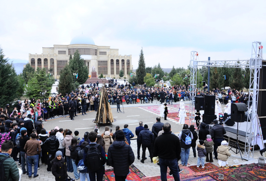 Şəhid övladları bayram tonqalını yandırıblar