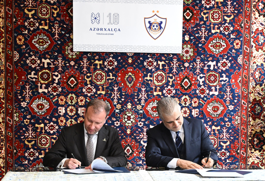 “Azərxalça” ASC ilə “Qarabağ” futbol klubu arasında əməkdaşlıq haqqında anlaşma memorandumu imzalanıb VİDEO