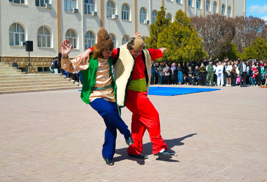Naxçıvan Dövlət Universitetində Novruz coşqusu