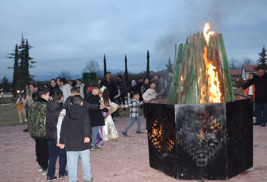 Xocalıda torpaq çərşənbəsi münasibətilə bayram tonqalları yandırılıb