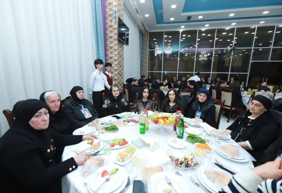 Şəkidə şəhid ailələri və qazilər üçün iftar süfrəsi açılıb