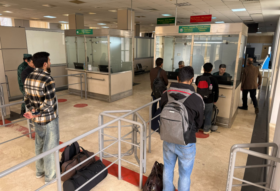 Indische Staatsangehörige aus Iran über Aserbaidschan evakuiert