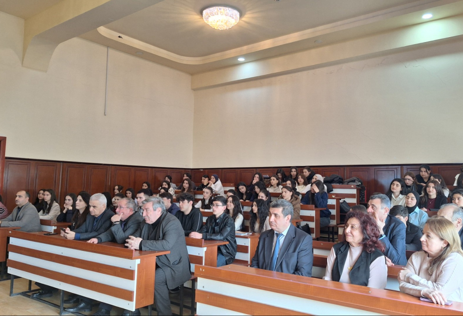 Семинар в БГУ: «Кристаллы, квазикристаллы и узоры без фона»