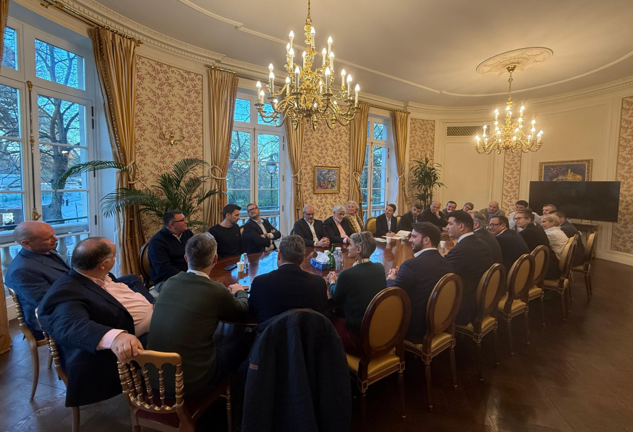 Les opportunités de coopération économique avec l'Azerbaïdjan discutées en France