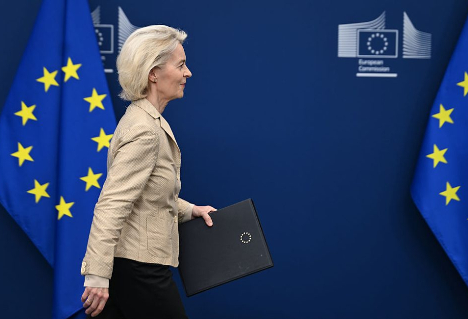 “Sürətli qərarlar” kursu: Ursula Fon der Lyayen Aİ-də tənqidlərlə üzləşir