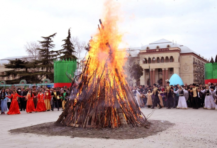 Ellərə bahar gəlir...