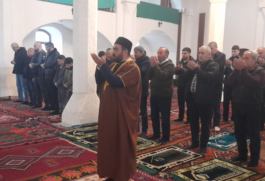 В Агдаме совершен праздничный намаз
