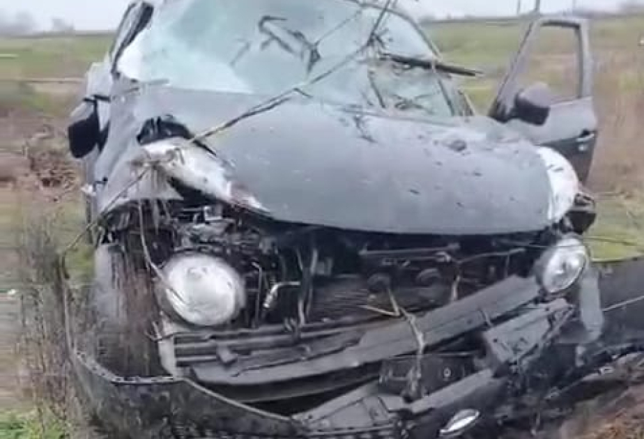 Neftçalada avtomobil su kanalına aşıb, iki nəfər ölüb