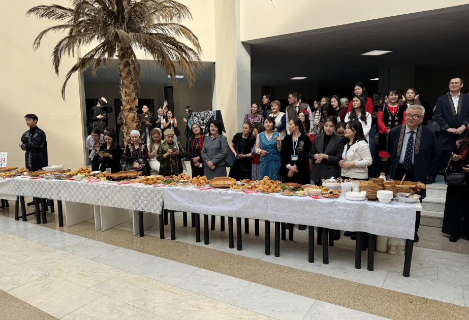 Azərbaycan guşəsi Astanada Novruz bayramına rəng qatıb VİDEO