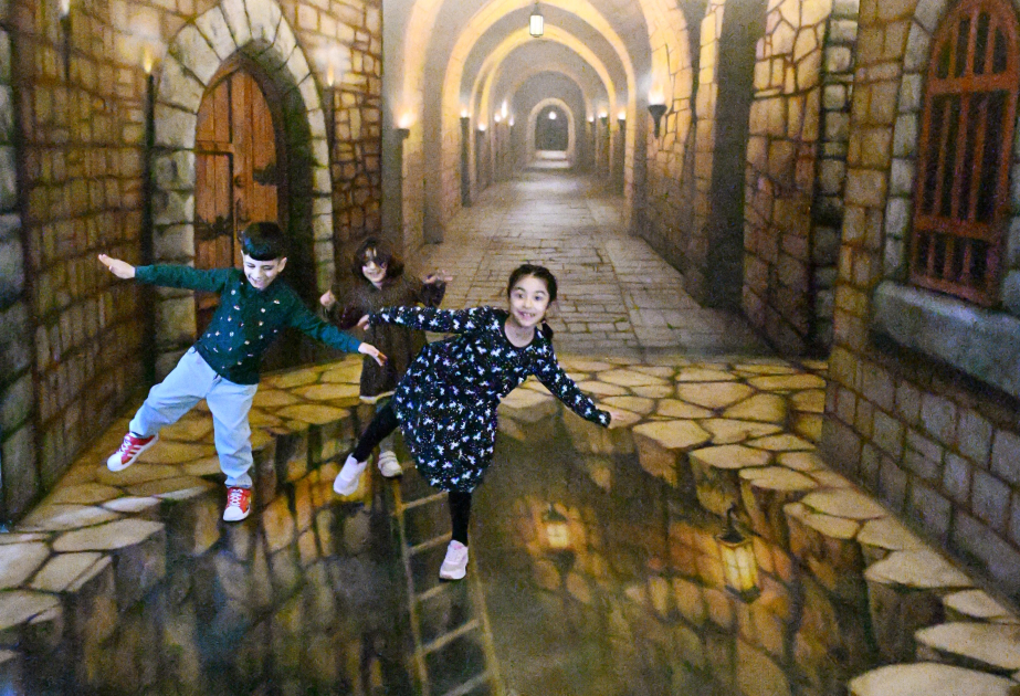 Ist alles, was du siehst, wirklich real? –Illusionsmuseum in Baku VIDEO