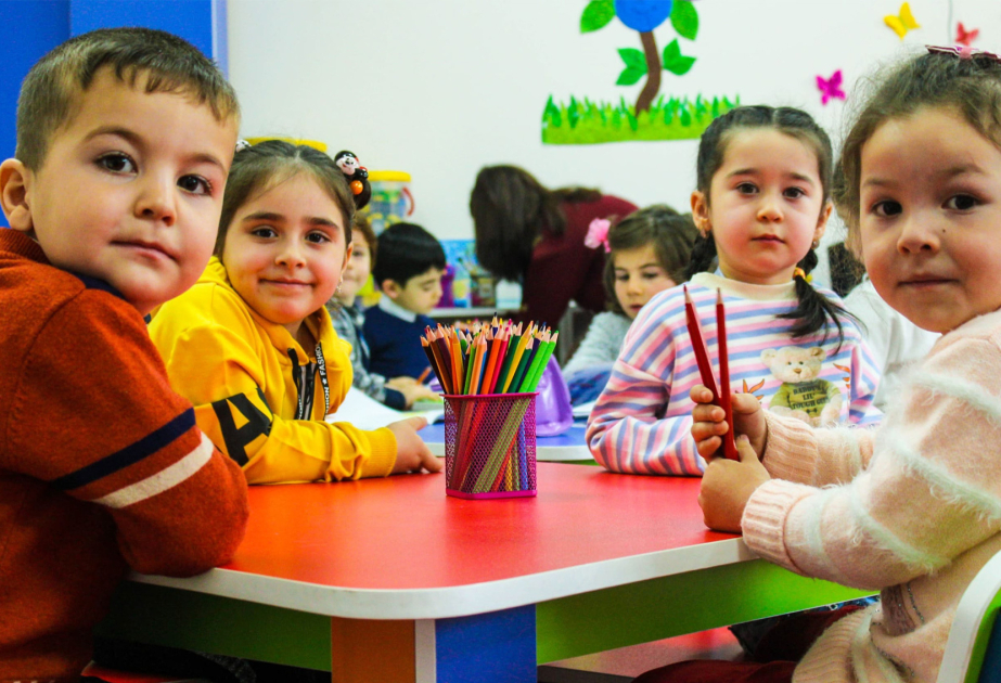 Informe de la UNESCO: se amplía la cobertura de la educación preescolar en Azerbaiyán
