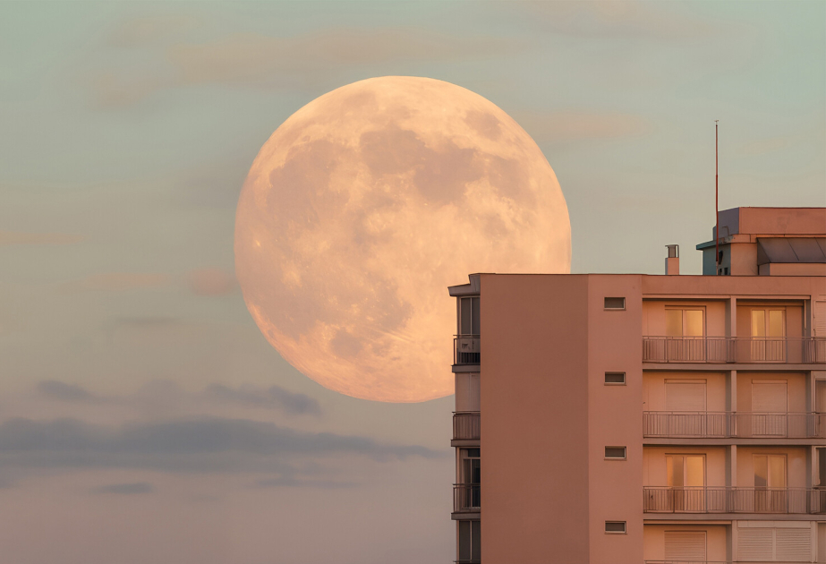 Tədqiqat: Yer Ayı kosmik radiasiyadan qoruyurmuş