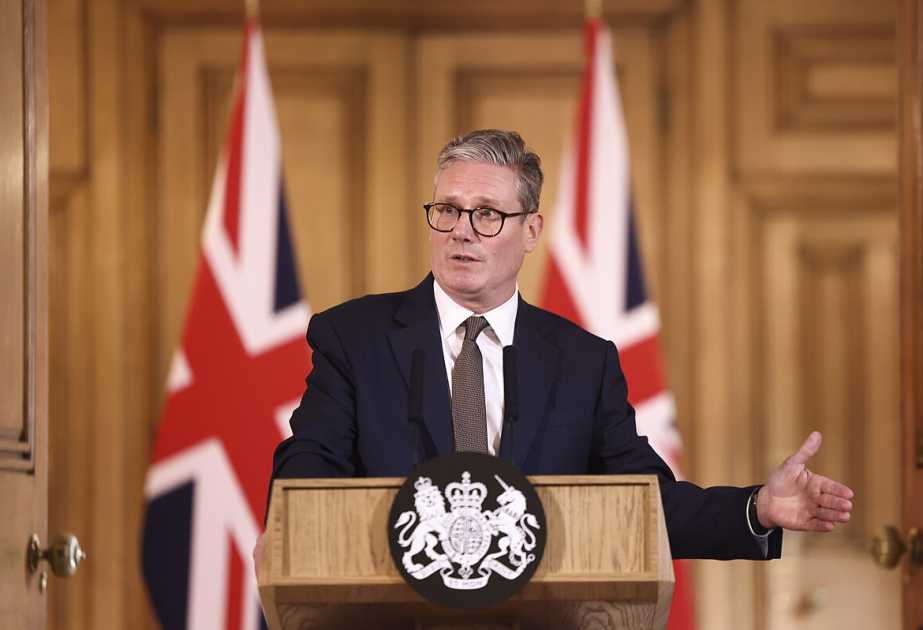 Kir Starmer ABŞ ilə münasibətlərin pisləşməsi fonunda Avropa ilə daha sıx əlaqələr saxlamağa çağırıb