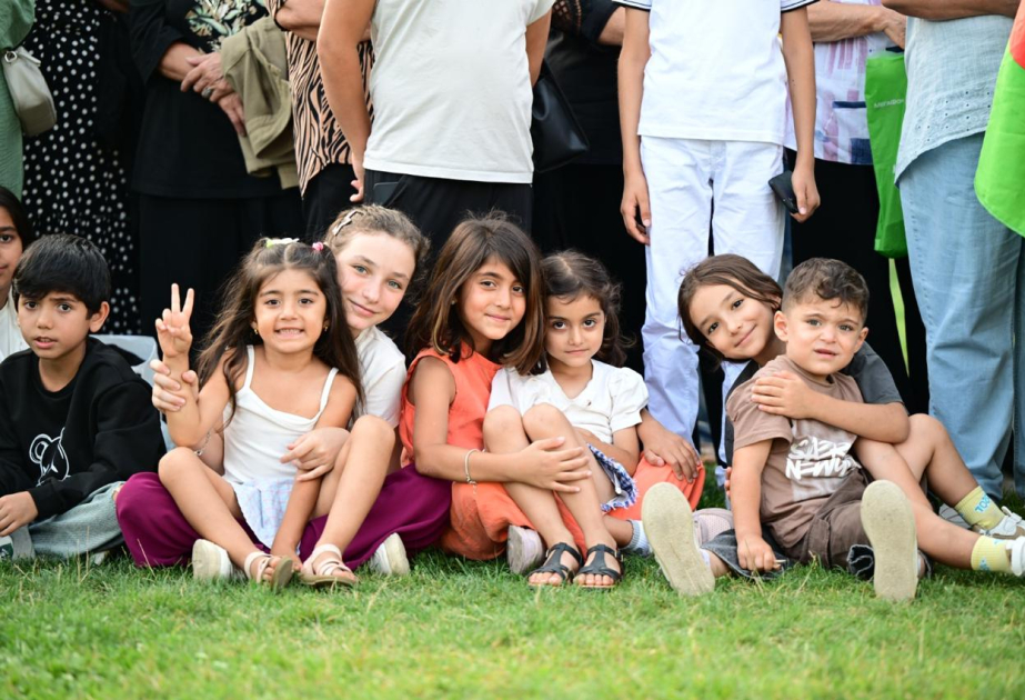 Qarabağdan gülüş səsləri eşidilir...