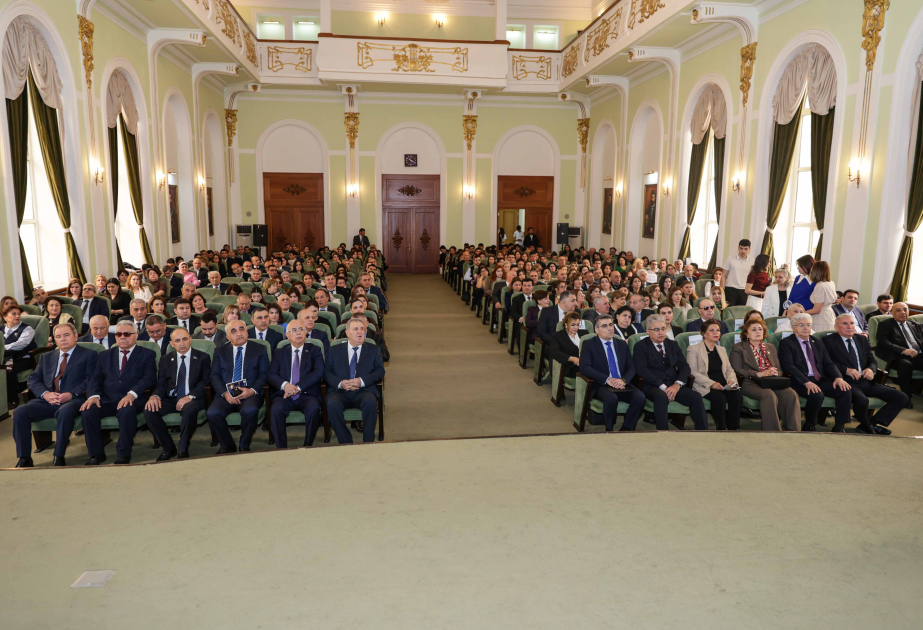 UNEC-də “Elm günləri”: akademik varislik, innovasiya və Qarabağ Universitetinə dəstək missiyası