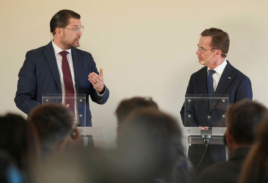 İsveçdə mötədillər ifrat sağçı millətçi partiya ilə koalisiyaya hazırdırlar