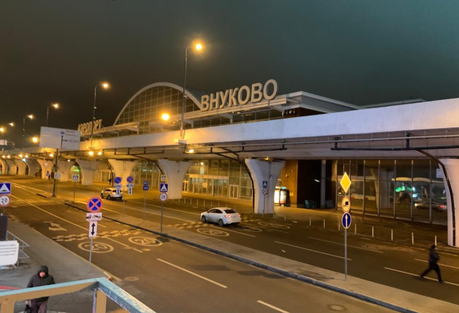 Внуково и Домодедово начали временно согласовывать полеты с властями