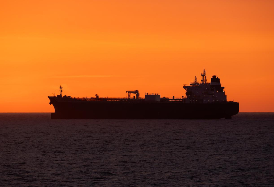 İran Filippin gəmilərinin Hörmüz boğazından keçidinə icazə verəcək