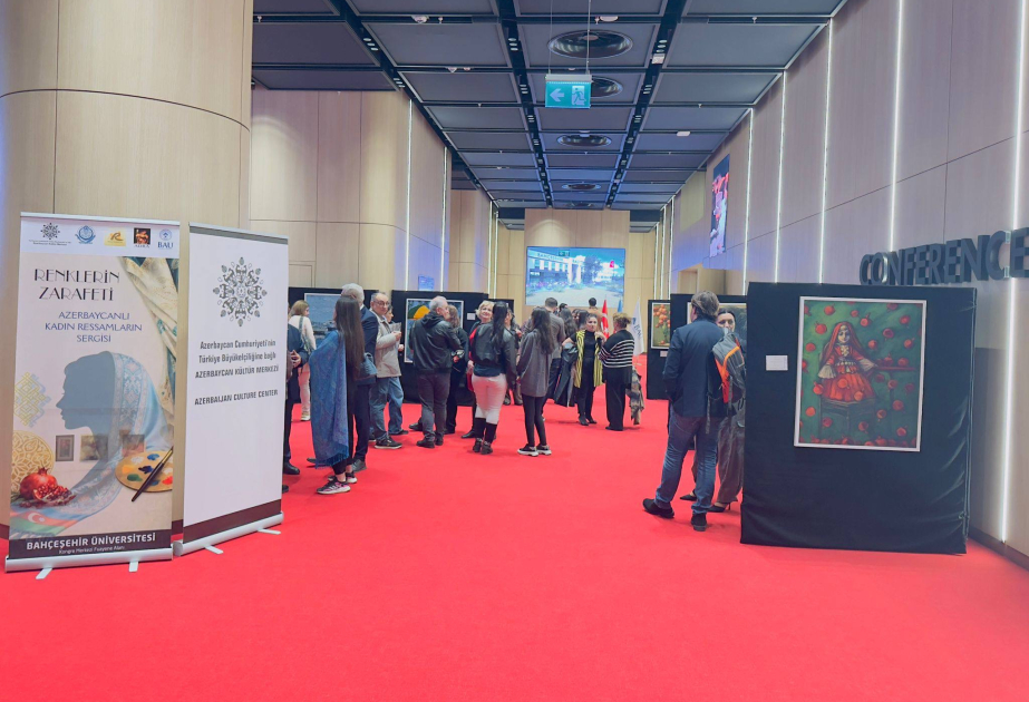 İstanbulda azərbaycanlı qadın rəssamlarının sərgisi açılıb