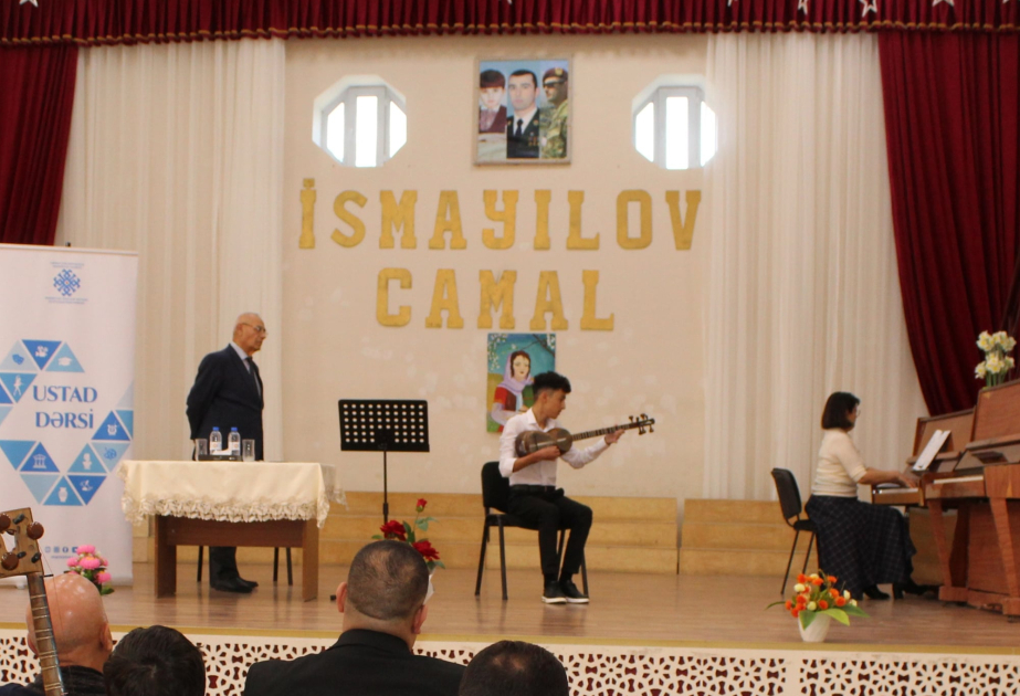 Neftçala şəhərində fortepiano və tar ixtisasları üzrə ustad dərsləri təşkil olunub