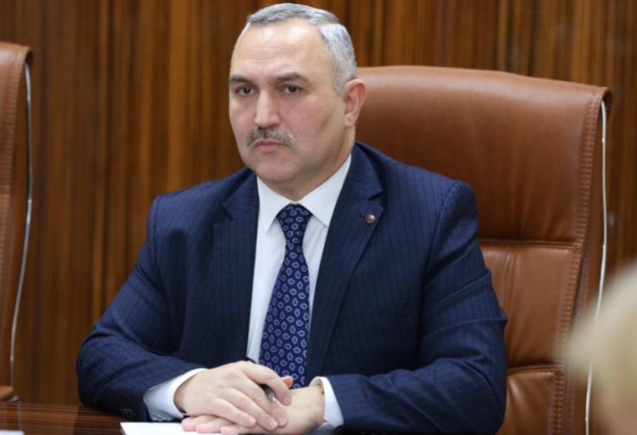 Cənab Zatulin, həmişə olduğu kimi öz ampluasında…