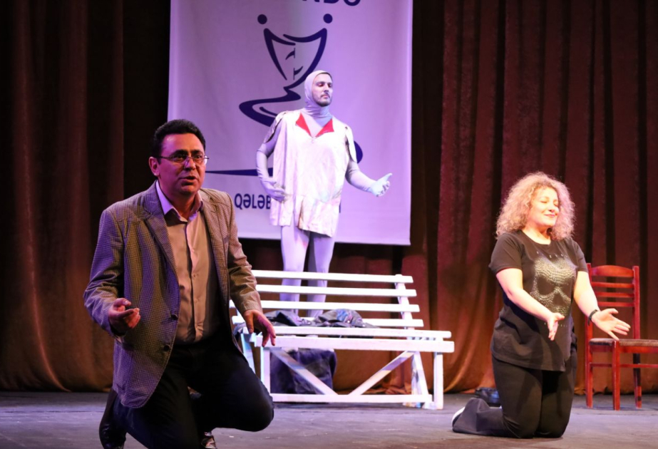 “Addım-addım Vətəndə”: Qələbənin 5 illiyinə həsr olunan teatr səfəri Qazaxda