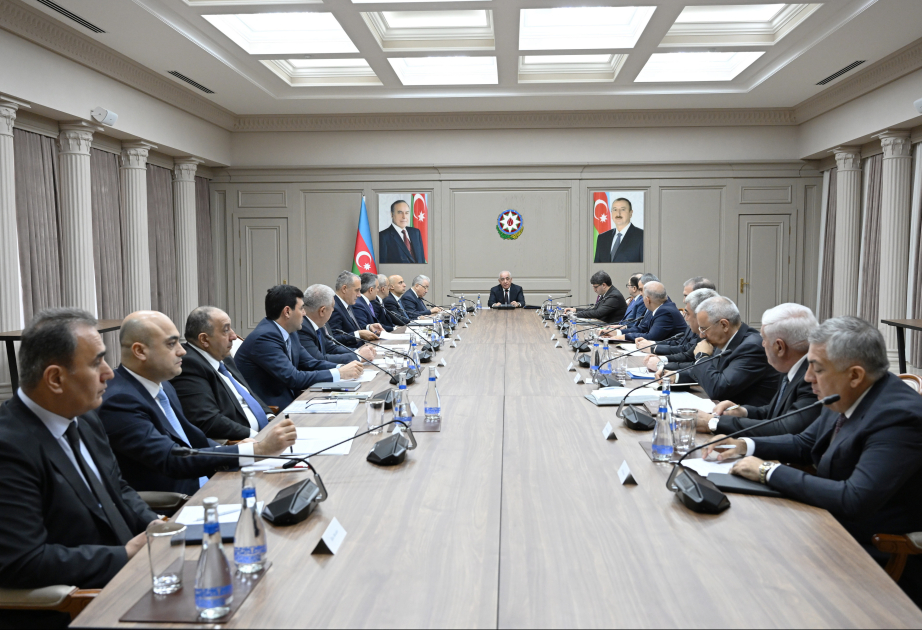 Nazirlər Kabinetində müşavirə: Aidiyyəti mərkəzi və yerli icra hakimiyyəti orqanlarına müvafiq tapşırıqlar verilib