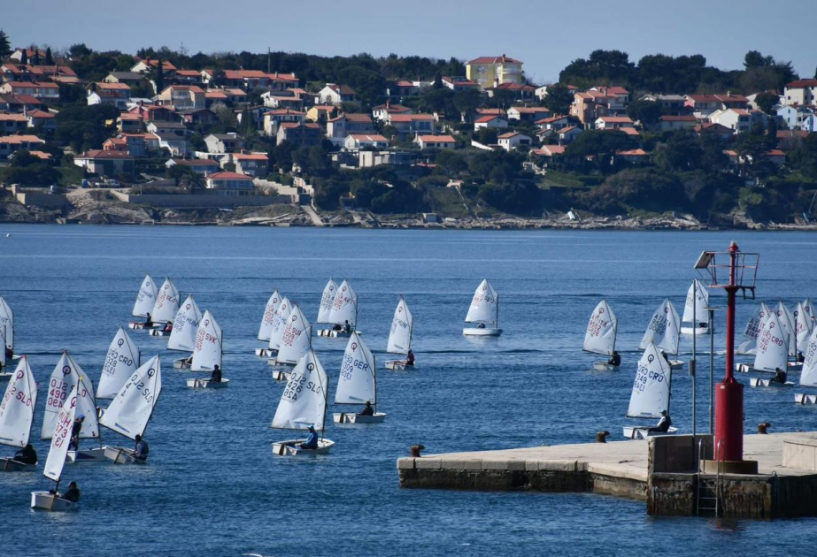 Azərbaycan yelkənçiləri Sloveniyada mübarizəni davam etdirirlər