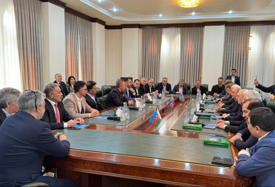 Qars Təhsil və Mədəniyyət Vəqfinin nümayəndə heyəti Qərbi Azərbaycan İcmasında olub