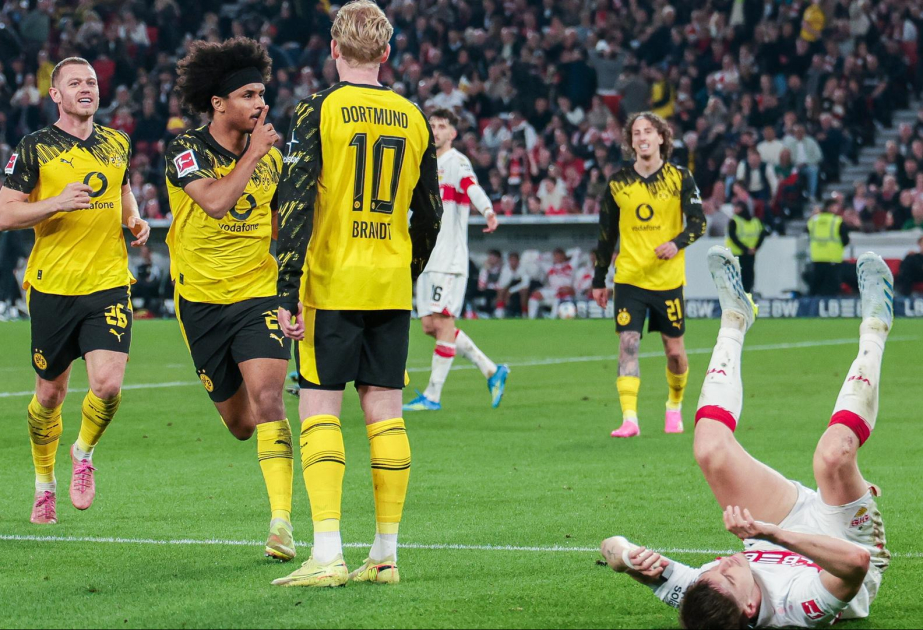 Bundesliga: Dortmund besiegt Stuttgart mit 2:0 - Bayern schlägt Freiburg mit 3:2