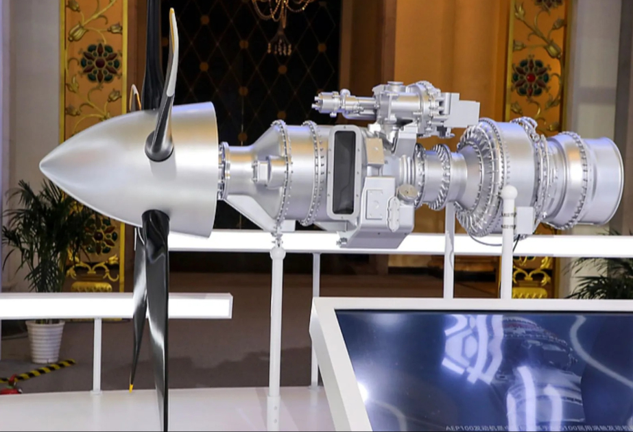 China-built engine fueled by hydrogen test-flown
